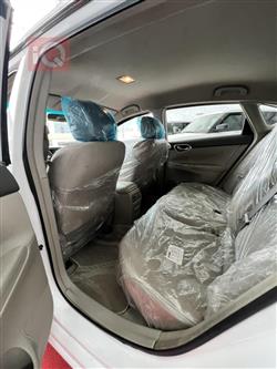 نیسان سێنترا